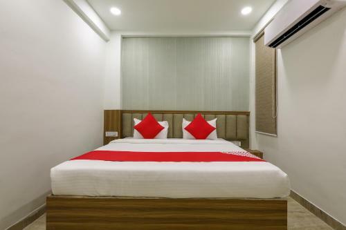 Hotel Capital O 27045 Pride Inn