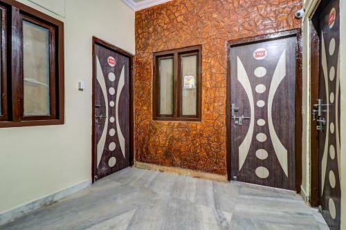 Oyo 70573 S K Hotel