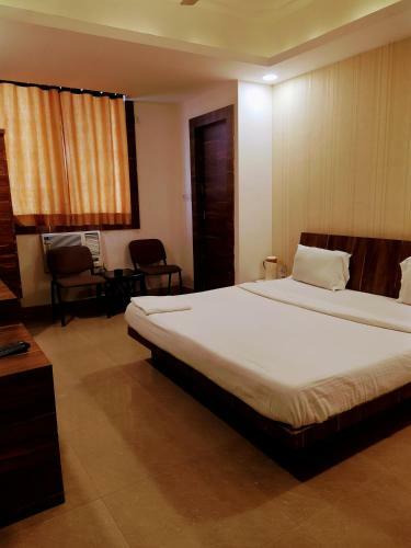 Hotel Abhinav Royal