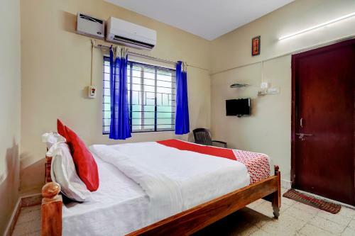 Oyo 60003 Hotel Santosh