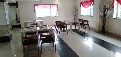 Hotel Shubham Grand