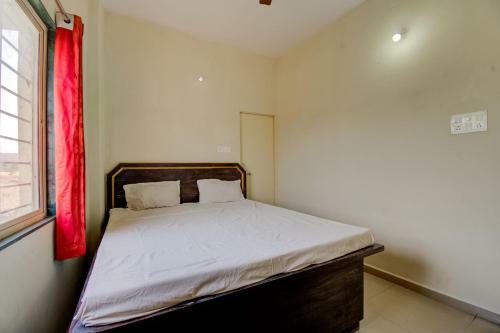 Hotel Spot On 76307 Sri Krishna Plaza