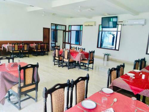 Hotel Regency Bina