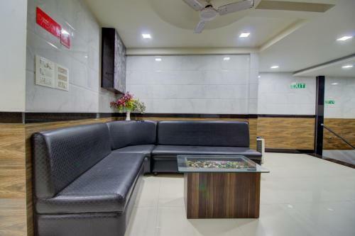 Oyo 71172 Hotel Sion Residency