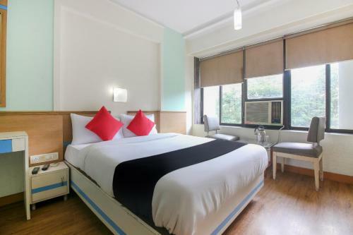 Capital O75414 Hotel Dream Residency