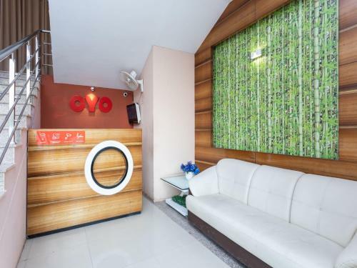 Oyo Flagship 76944 Hotel Phoenix