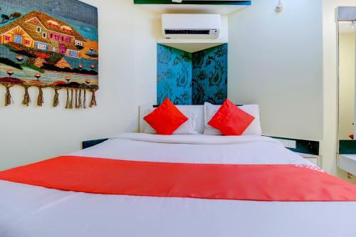 Oyo 71140 Hotel Grand