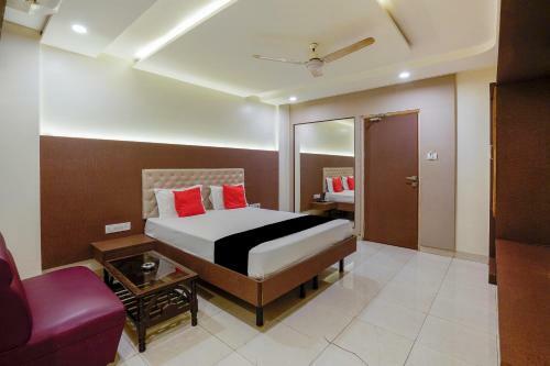Capital O74962 Hotel Sapna