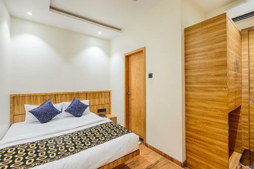 Hotel Blue Orchid - Marol Andheri