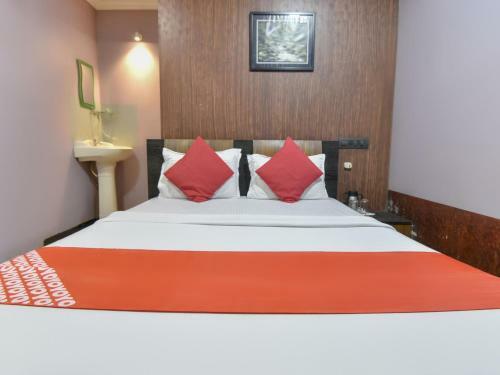 Oyo 76488 Hotel Impex Residency