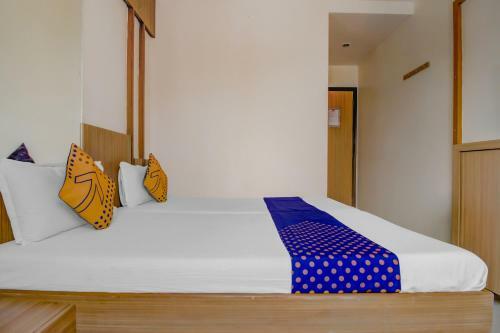 Spot On 78381 Hotel Yadgar