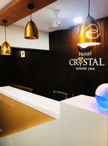 Hotel Crystal Luxury Inn- Bandra