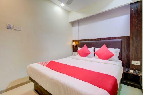 Oyo 77803 Hotel Jd Residency