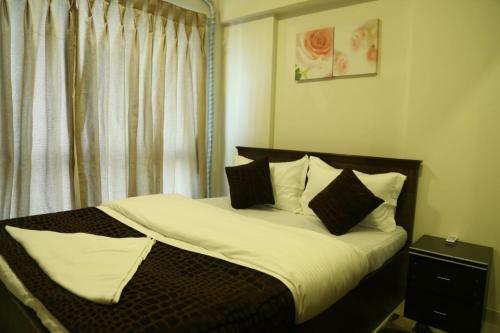 Staywood Serviced Apartments In Bkc