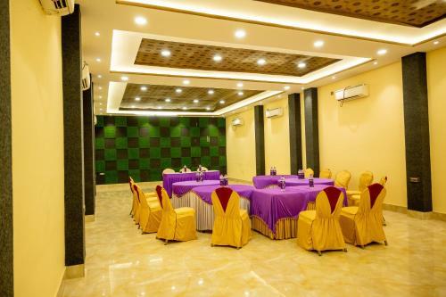 Hotel Vinayak Bhavan