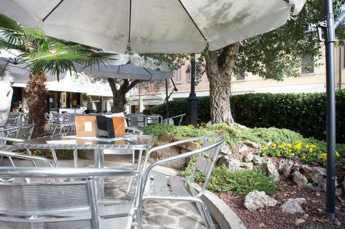 Bed & Breakfast Zara Rooms & Suites
