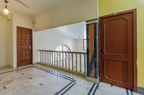 Hotel Oyo 79511 Flagship Ullash Residency