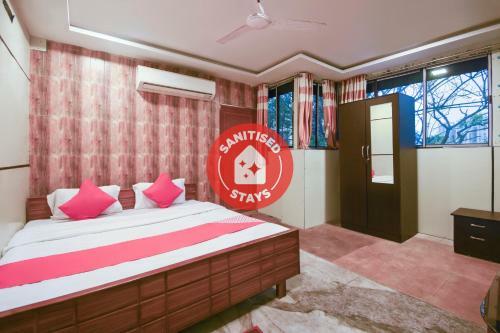 Hotel Oyo 41435 Golden Residency