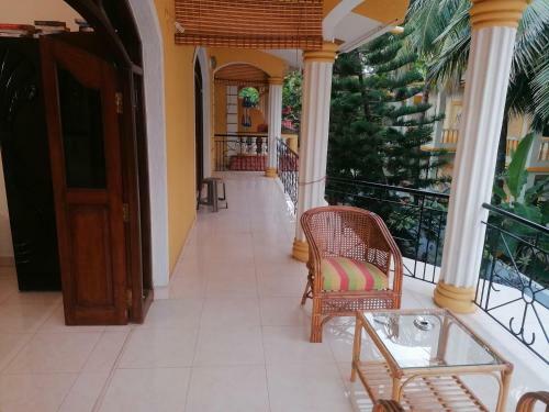 Hostal Primavera Holiday Homes