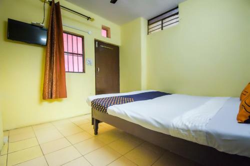 Spot On 65964 Hotel Amar
