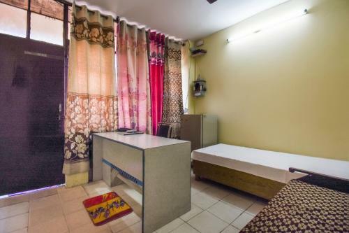 Spot On 65964 Hotel Amar