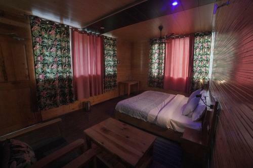 Hotel Tiger Fall Eco Resort