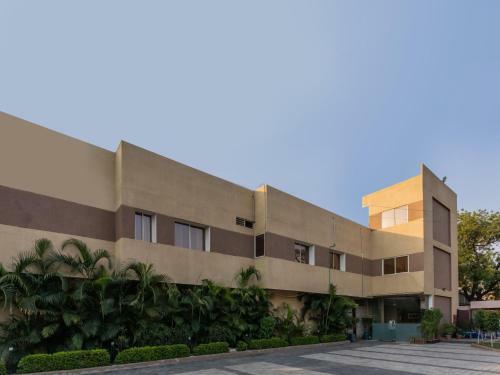 Oyo 76988 Hotel Ks Residency