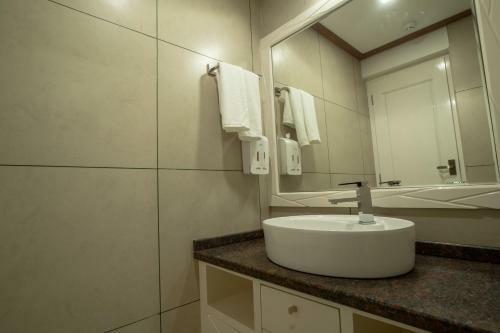 Hotel State Beach Resort And Spa