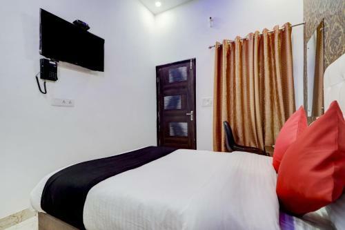 Capital O 77806 Hotel Gopal