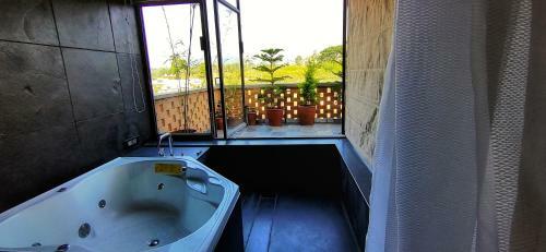 Sunyata Eco Hotel