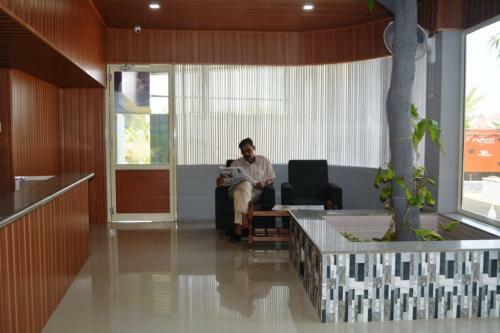 Jippus Galaxy Budget Air Port Hotel
