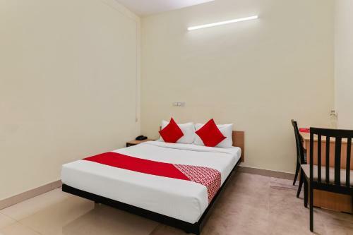 Hotel Oyo Flagship 26714 Sri Balaji Castle