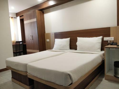 Hotel Elegance Inn