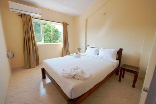 Hotel Paloma de Goa Resort