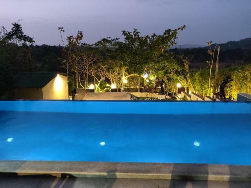 Hotel Rock Forest Cottage Villas With Jacuzzi