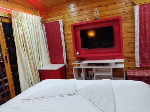 Hotel Rock Forest Cottage Villas With Jacuzzi