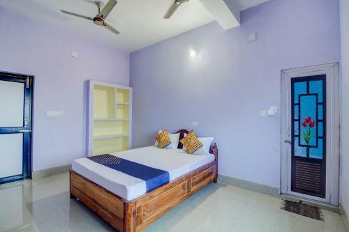 Spot On 65128 Hotel R&n Dawat