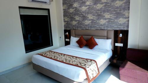 Hotel Royal Suites Chakki Mor