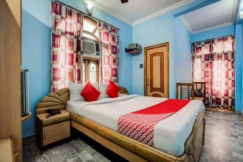 Oyo 35895 Hotel Ira Palace