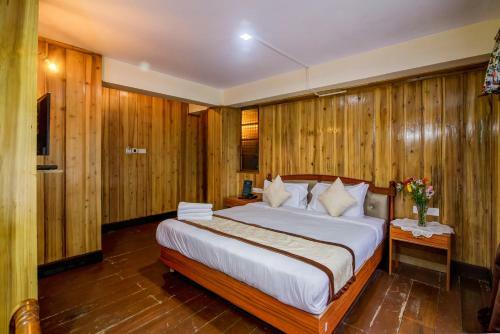 Hotel Muscatel Himalayan Resort