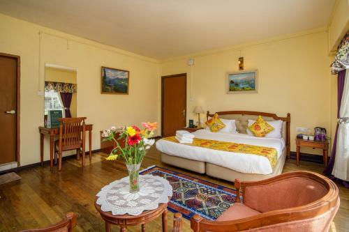 Hotel Muscatel Himalayan Resort