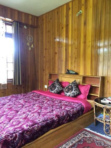 Hotel Vamoose Pineview Kurseong