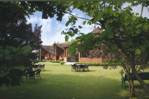 Hotel Glenville Forest Resort & Spa