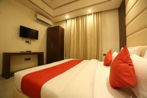Hotel Oyo 40422 Status Home Stay