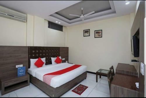 Hostal Rishirudra Motels