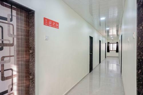 Oyo 30608 Hotel Kohinoor
