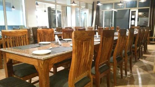 Hotel Highland Village Resort