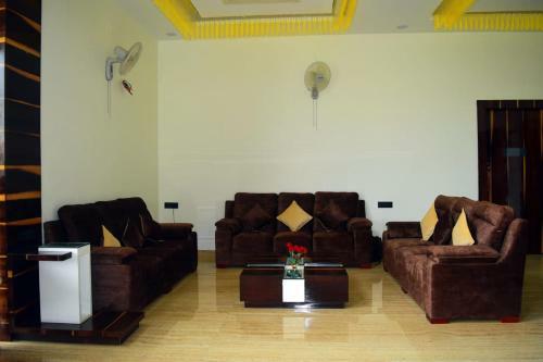 Hotel Chandradeep Regency