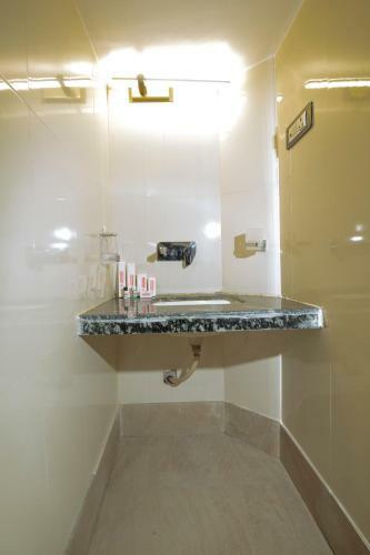 Hotel Snehamaya Spa & Resort