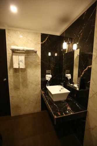 Hotel D Wayfarer Inn Resort